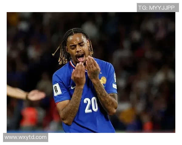 法国足球八号球星是谁 他在球队中的重要地位与贡献解析